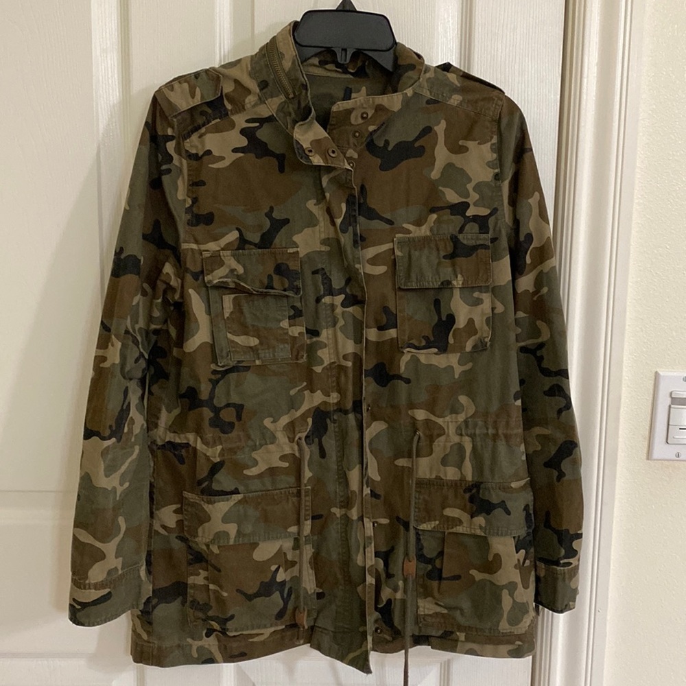 Camouflage women jacket